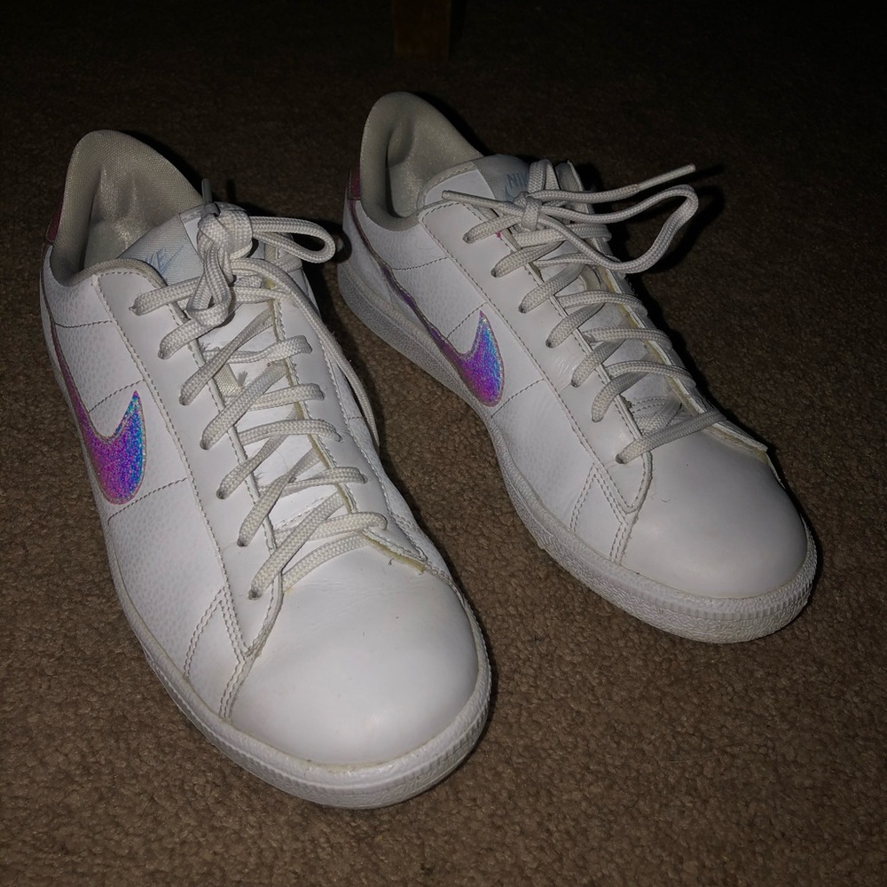 White Nike leather low iridescent swoosh sneakers